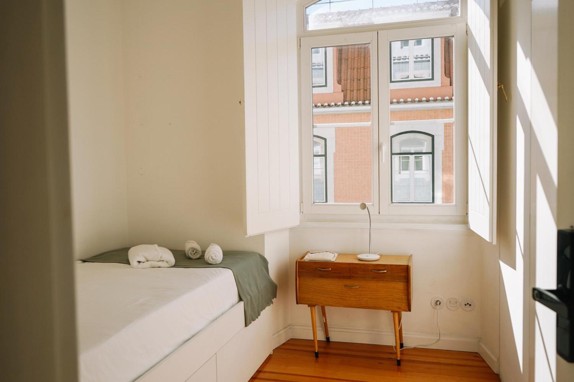 Apartment Samesame Living Lisbon